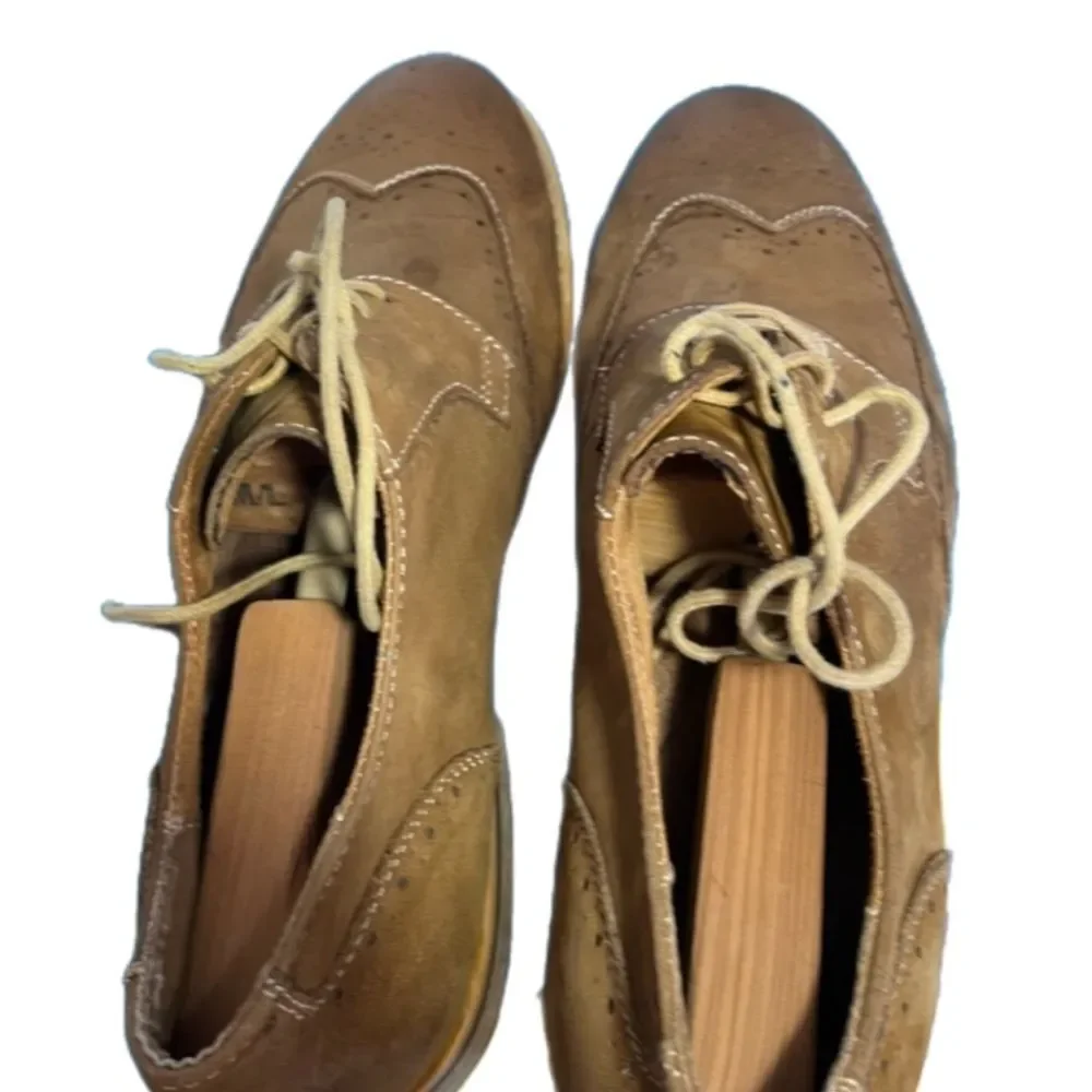Steve Madden simple neutral